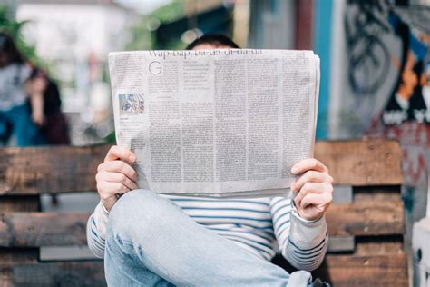 Reading News .